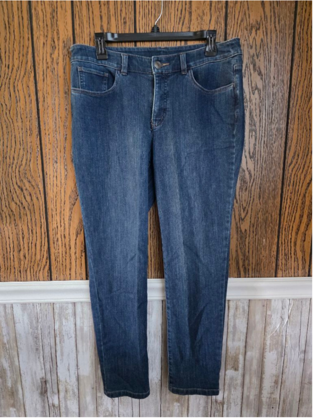 Women's Christopher & Banks Blue Straight Leg Jeans Size 8